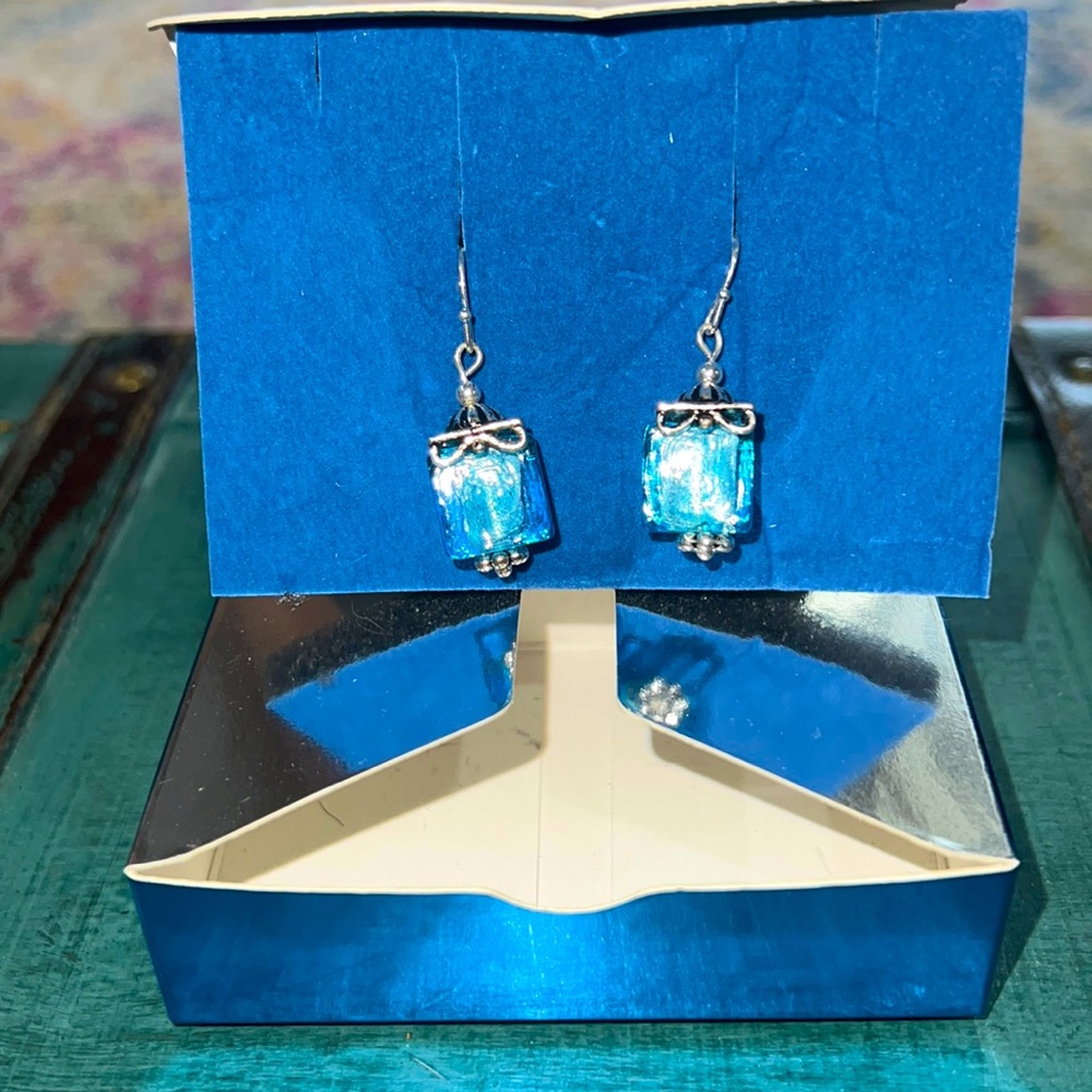 Avon earring set